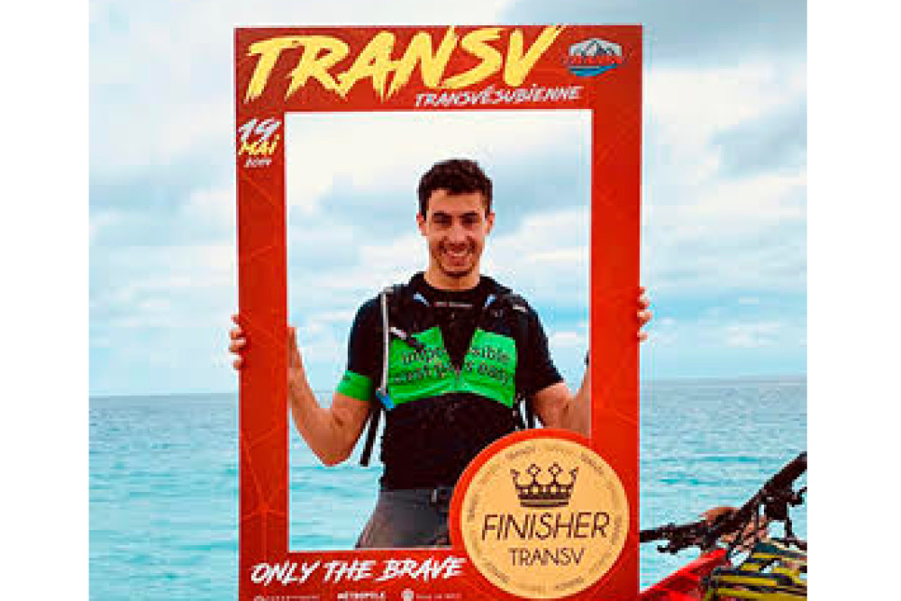 Ga&euml;l monte les tours